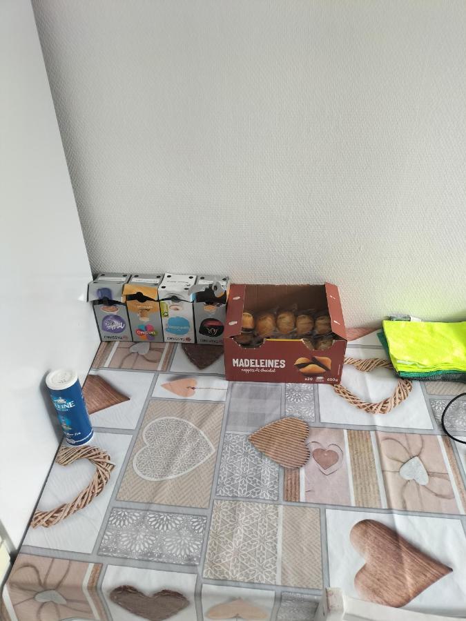 Joli Appartement Proche Metro Lyon Exteriör bild